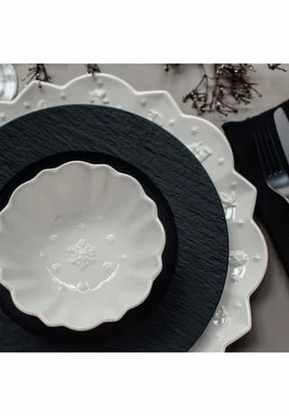 Villeroy & Boch Speiseteller Toy's Delight Royal Classic Gesamt: Länge 29,5cm, Breite 29,5cm, Höhe 2cm 2 Villeroy & Boch Speiseteller Toy's Delight Royal Classic Gesamt: Länge 29,5cm, Breite 29,5cm, Höhe 2cm – Bild 2